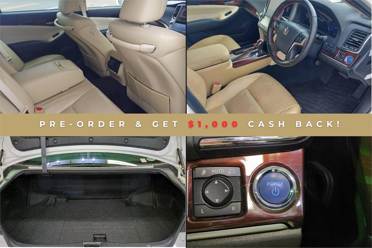 2013 Toyota Crown Royal Saloon Hybrid AWS210