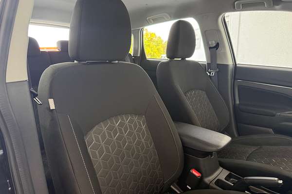 2023 Mitsubishi ASX ES XD