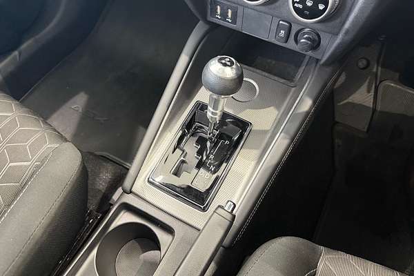 2023 Mitsubishi ASX ES XD