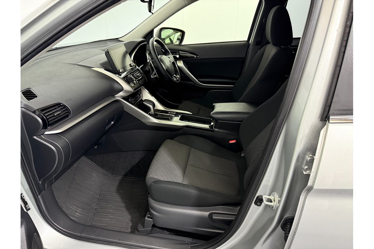 2021 Mitsubishi Eclipse Cross LS YB