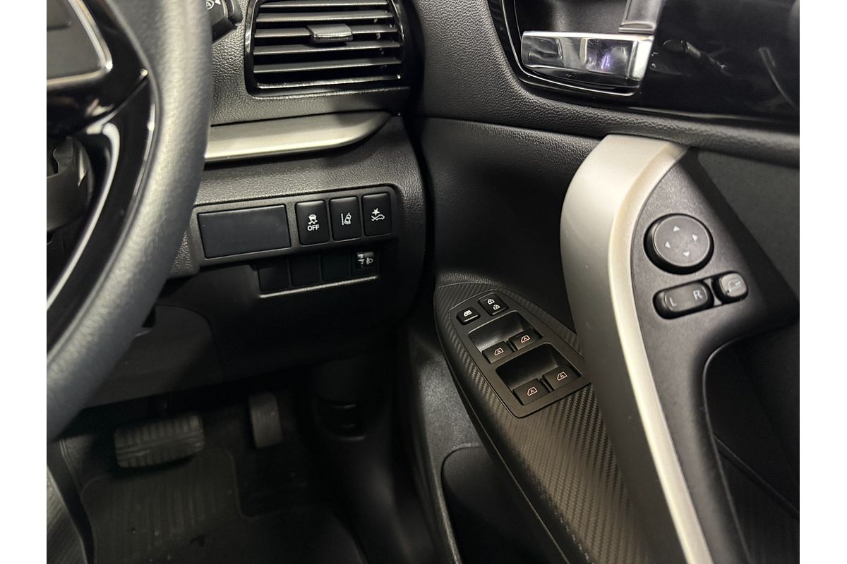 2021 Mitsubishi Eclipse Cross LS YB