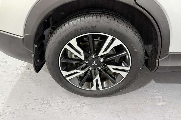 2021 Mitsubishi Eclipse Cross LS YB