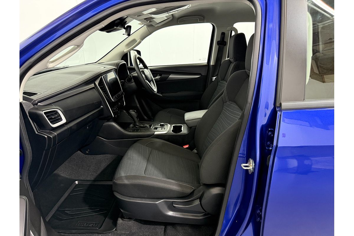 2023 Isuzu MU-X LS-M