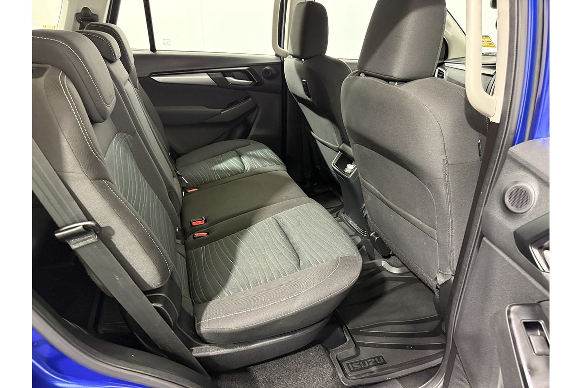 2023 Isuzu MU-X LS-M