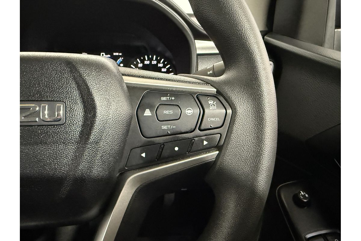 2023 Isuzu MU-X LS-M