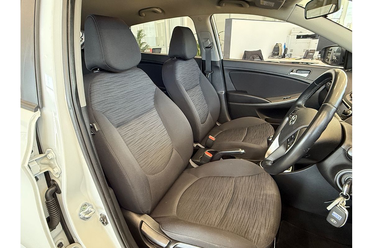 2018 Hyundai Accent Sport RB6
