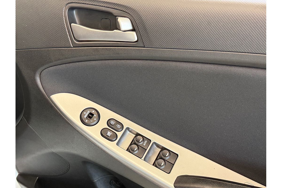 2018 Hyundai Accent Sport RB6