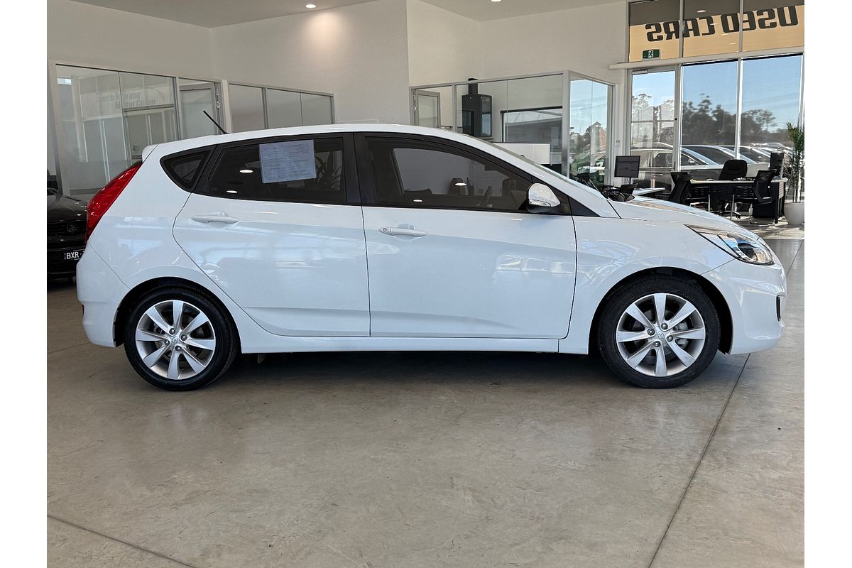 2018 Hyundai Accent Sport RB6