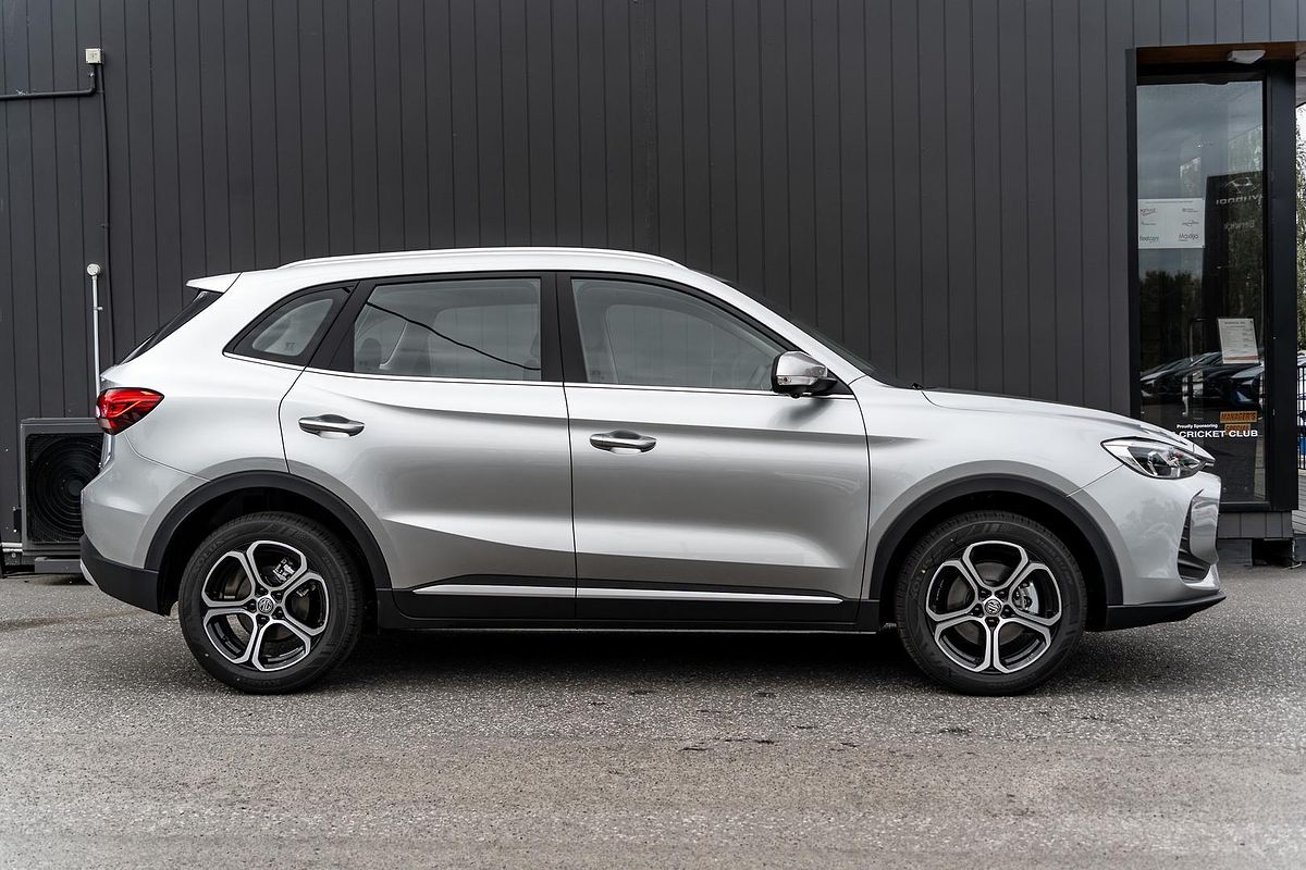 2025 MG ZS Essence ZS32