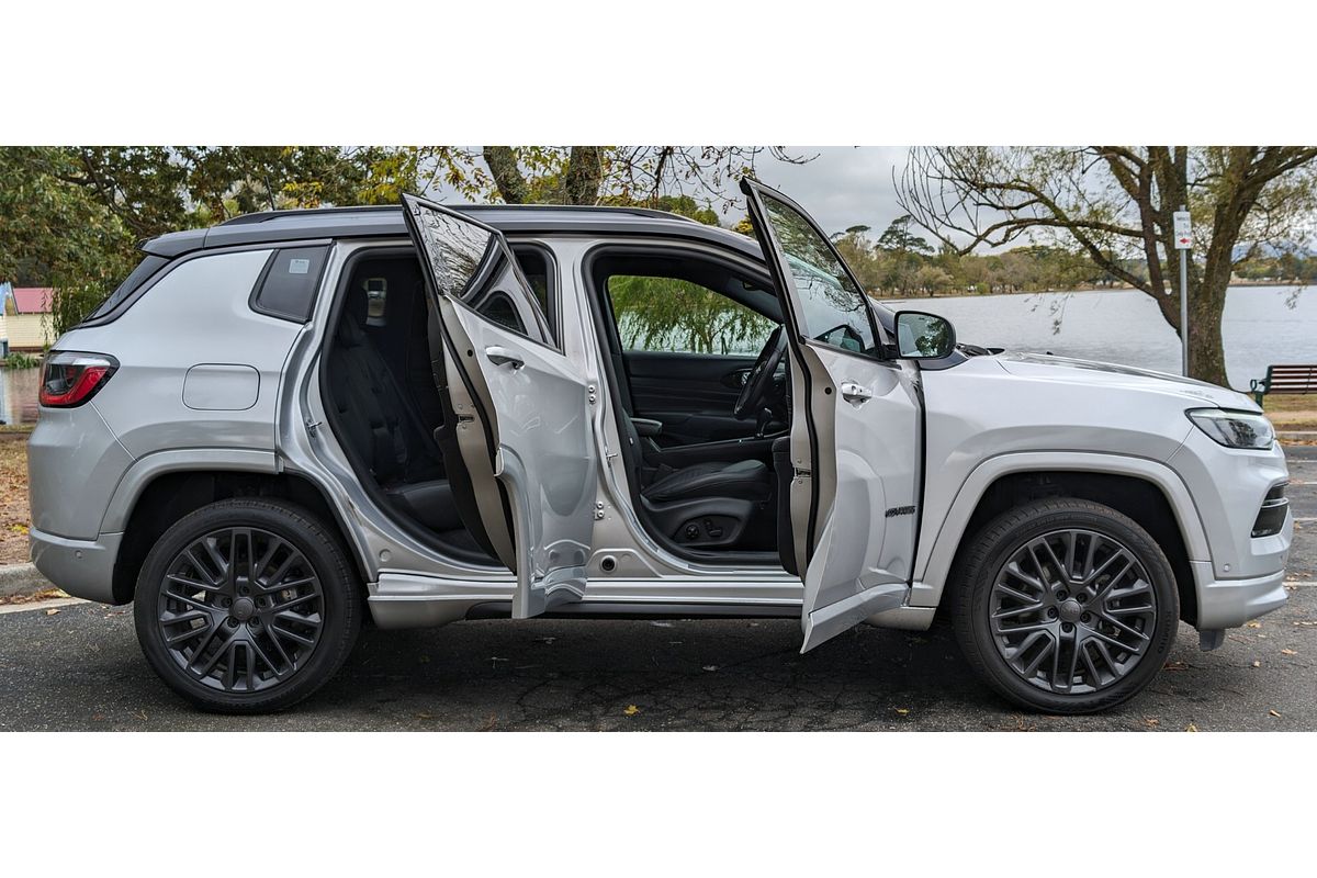 2023 Jeep Compass S-Limited M6