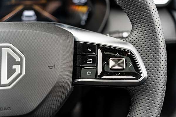 2025 MG ZS Essence ZS32