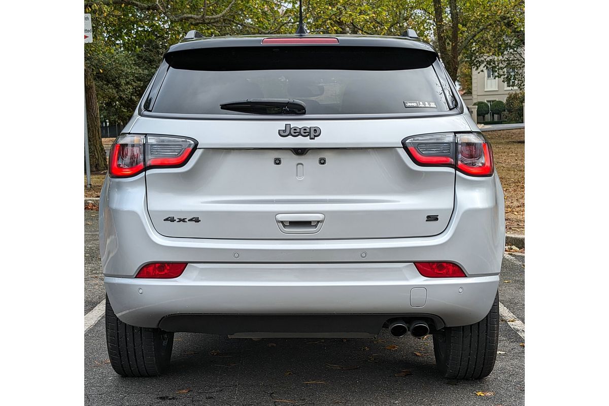 2023 Jeep Compass S-Limited M6