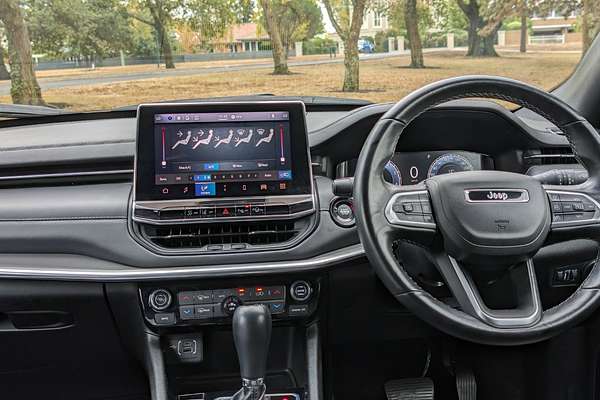 2023 Jeep Compass S-Limited M6