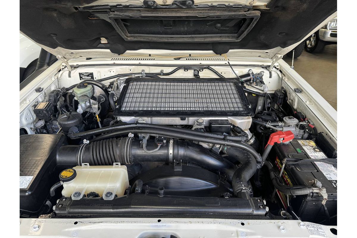2015 Toyota LANDCRUISER WORKMATE TROOPCARRIE VDJ78R