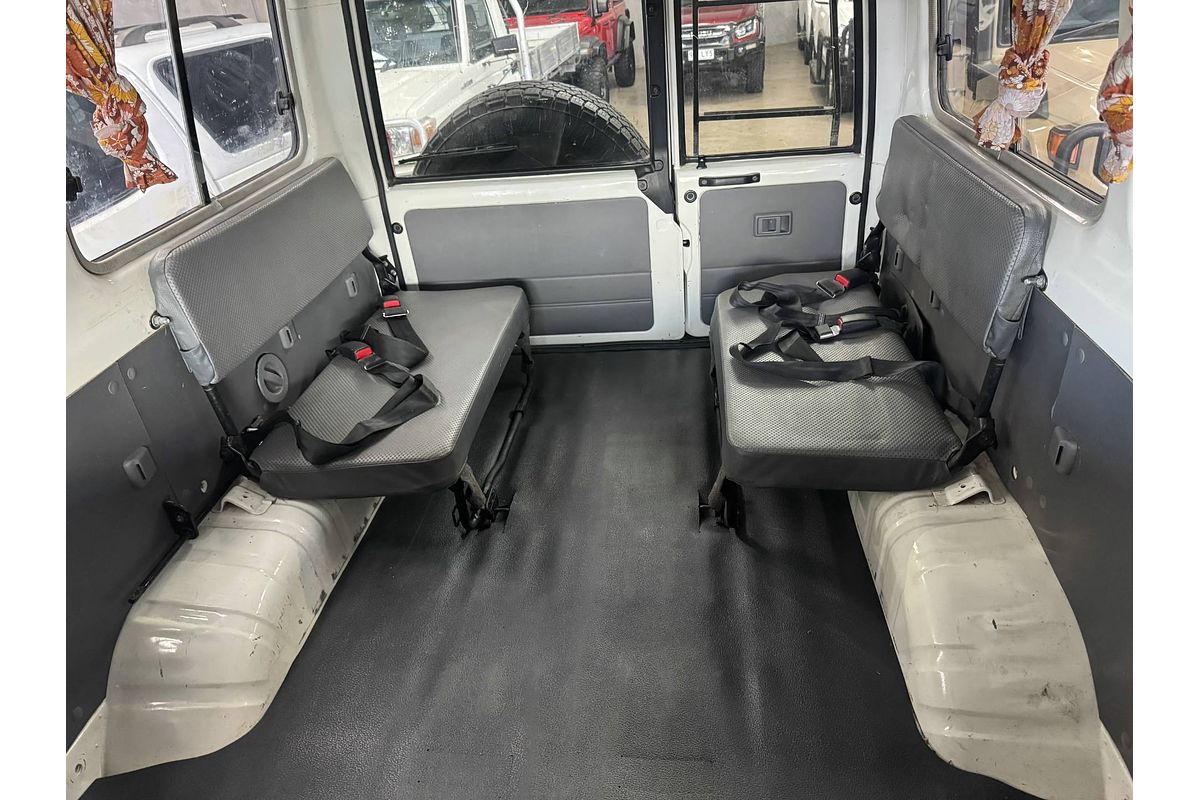 2015 Toyota LANDCRUISER WORKMATE TROOPCARRIE VDJ78R
