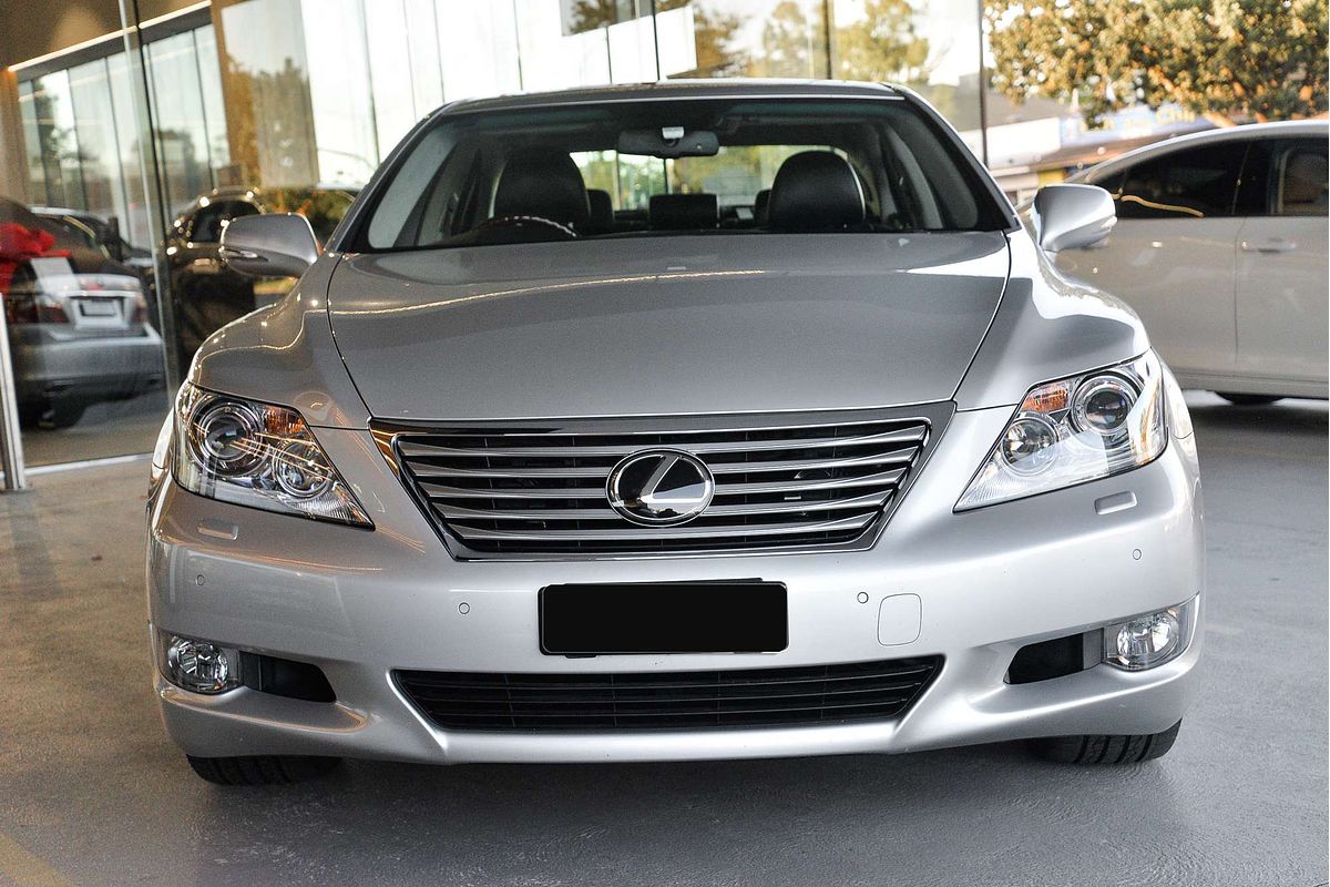 2010 Lexus LS LS460 USF40R