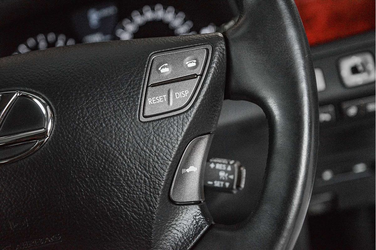 2010 Lexus LS LS460 USF40R