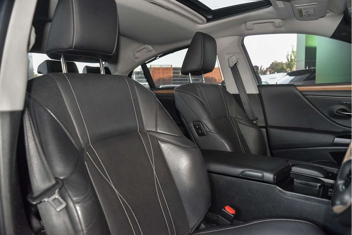 2021 Lexus ES ES300h Sports Luxury AXZH10R