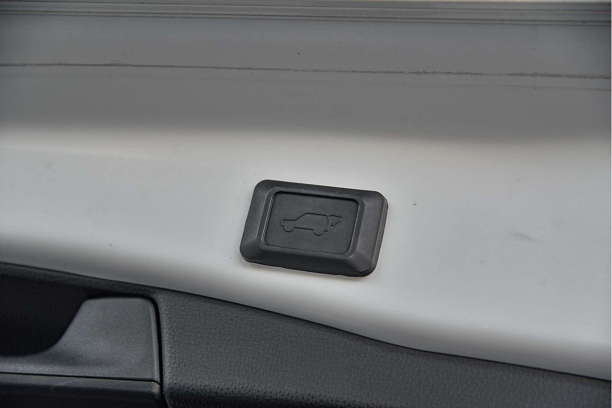 2022 Toyota RAV4 Cruiser AXAH54R