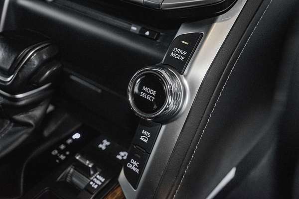 2022 Toyota Landcruiser VX FJA300R