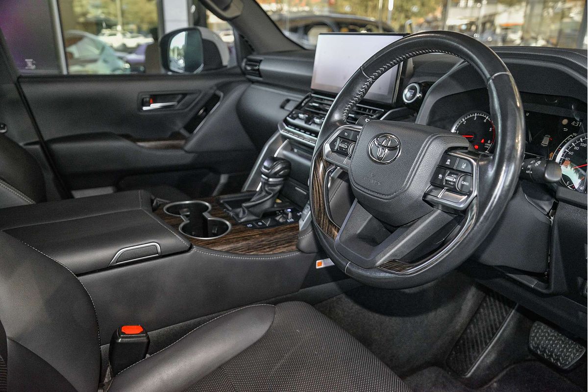 2022 Toyota Landcruiser VX FJA300R