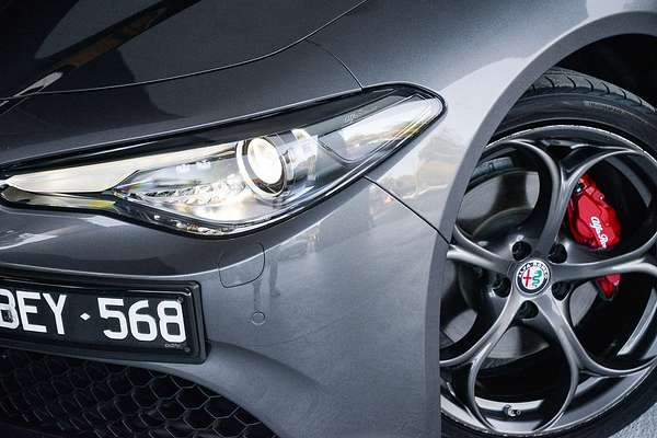 2019 Alfa Romeo Giulia Veloce