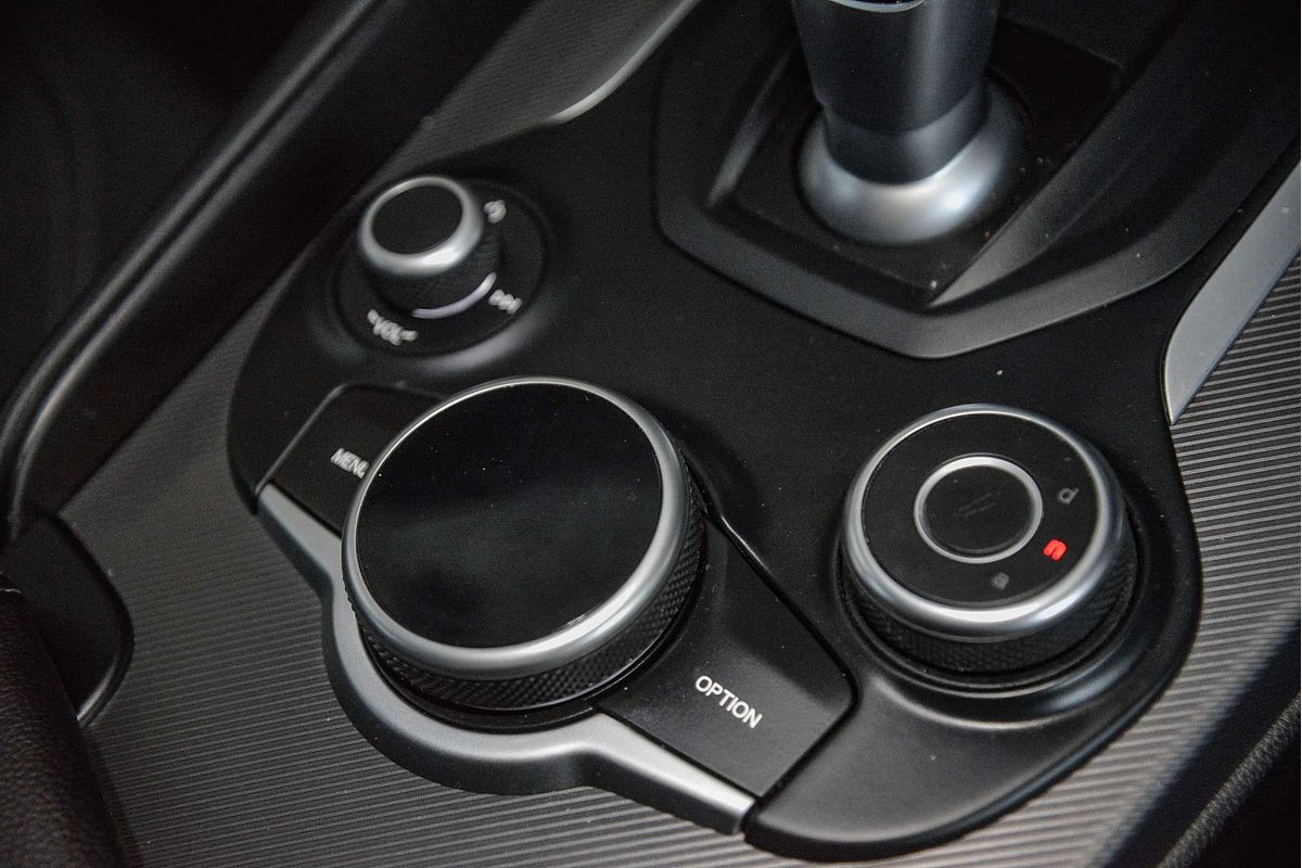 2019 Alfa Romeo Giulia Veloce