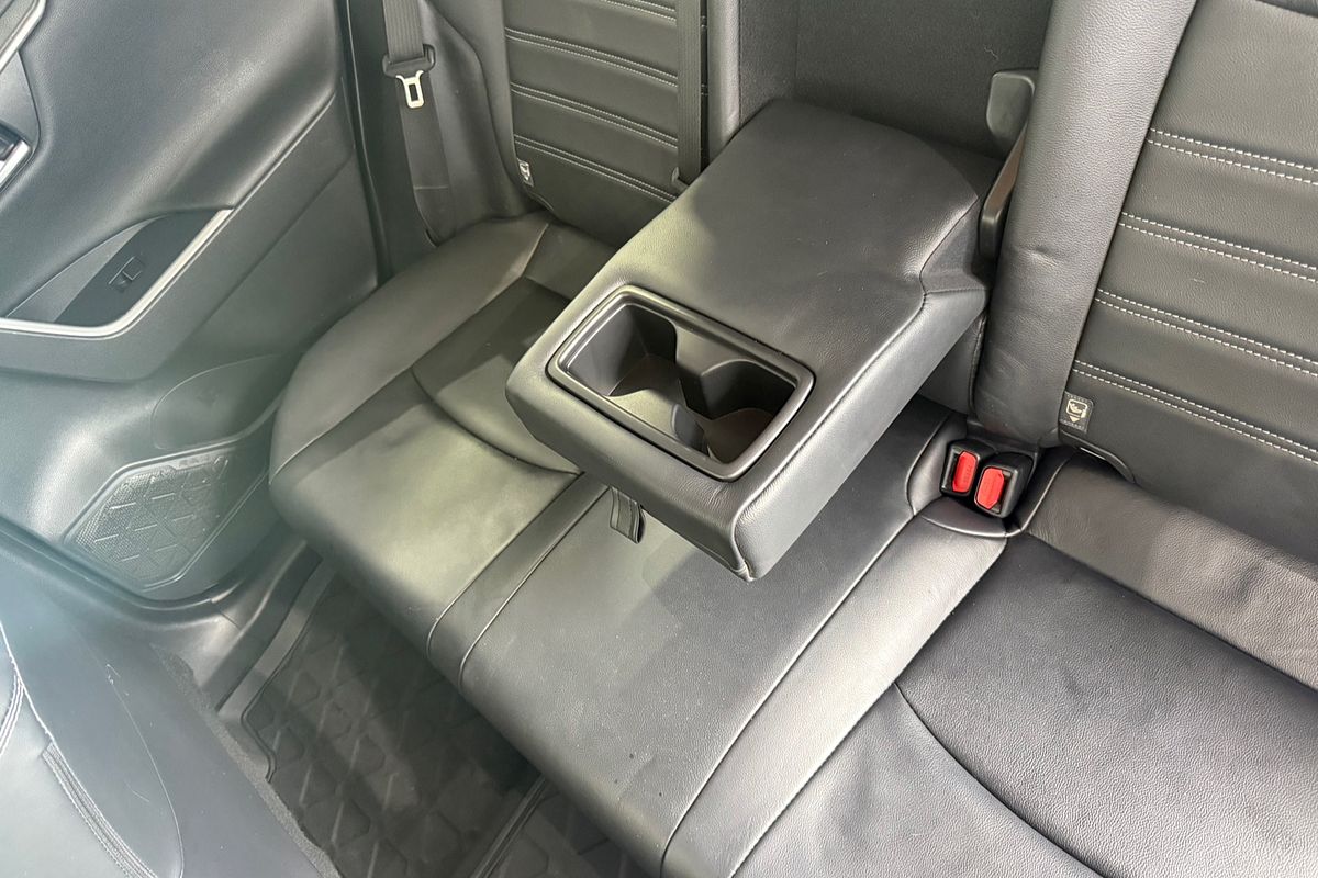 2020 Toyota RAV4 Cruiser AXAH54R