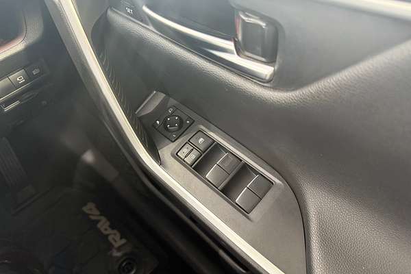 2020 Toyota RAV4 Cruiser AXAH54R