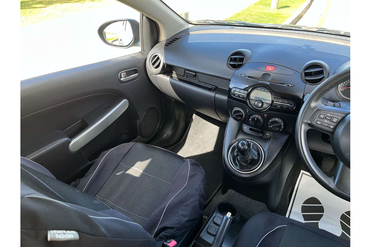 2014 Mazda 2 Neo Sport DE Series 2