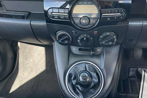 2014 Mazda 2 Neo Sport DE Series 2