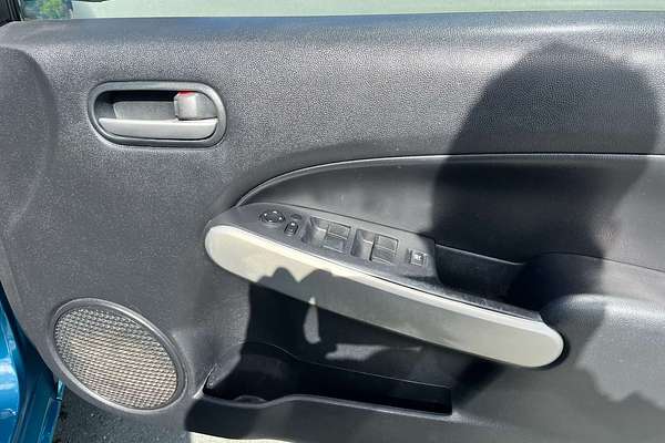 2014 Mazda 2 Neo Sport DE Series 2
