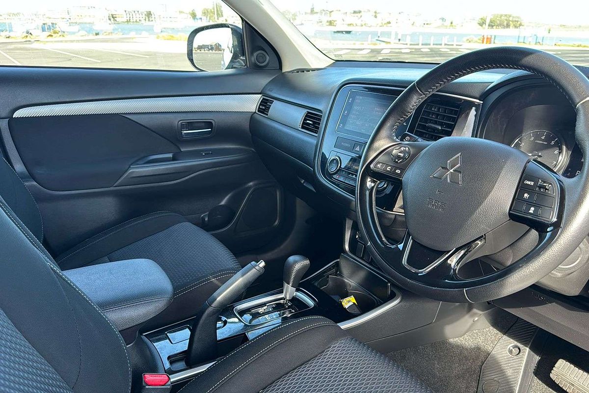 2017 Mitsubishi Outlander LS ZK