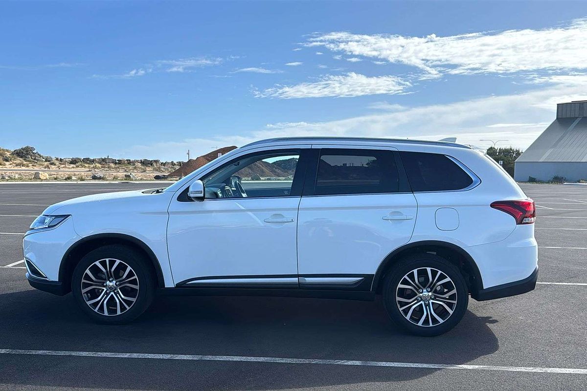 2017 Mitsubishi Outlander LS ZK