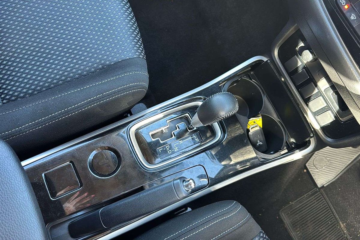 2017 Mitsubishi Outlander LS ZK