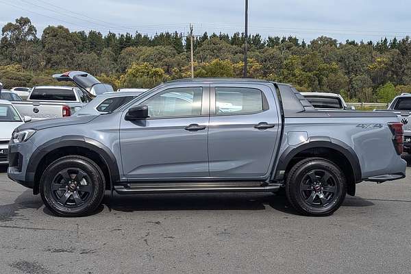 2025 Isuzu D-MAX X-TERRAIN 4X4