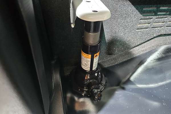 2022 Toyota Hilux Workmate TGN121R Rear Wheel Drive