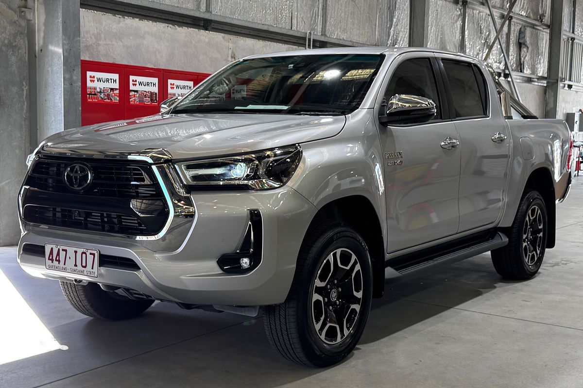 2023 Toyota Hilux SR5 GUN126R