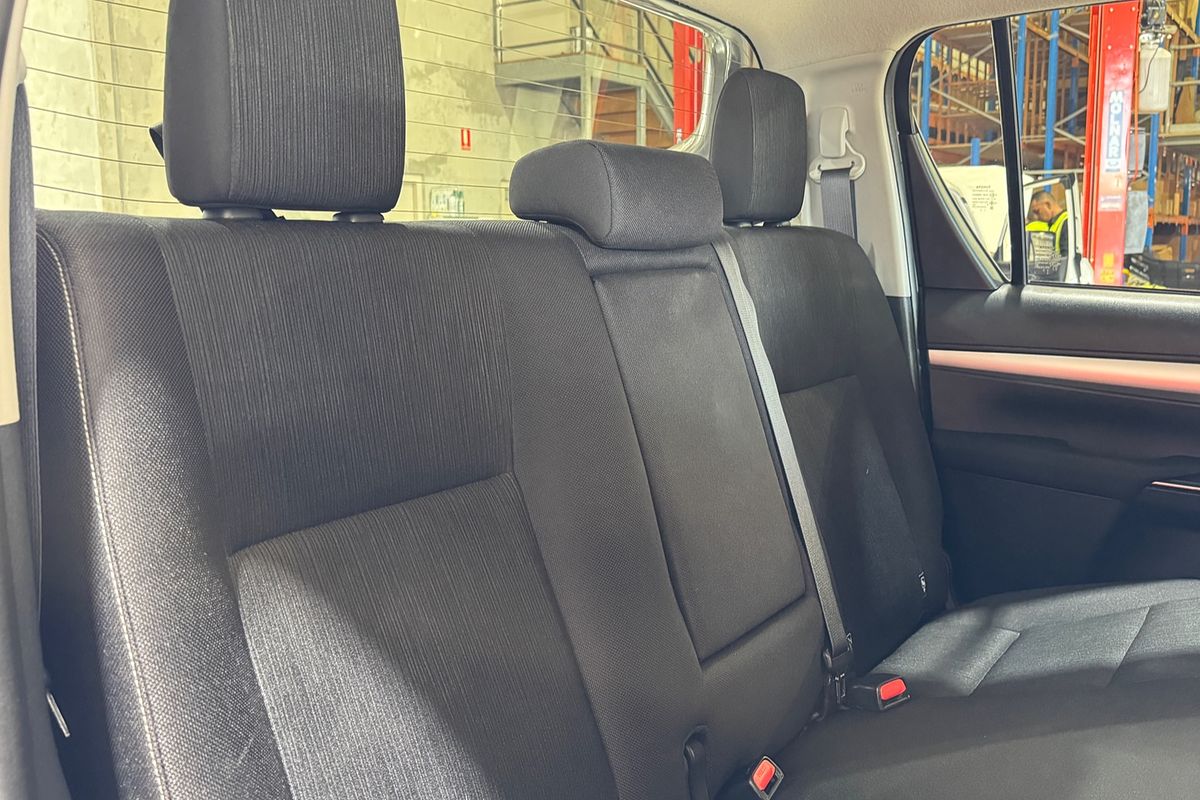 2023 Toyota Hilux SR5 GUN126R