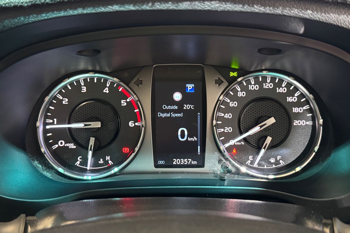 2023 Toyota Hilux SR5 GUN126R