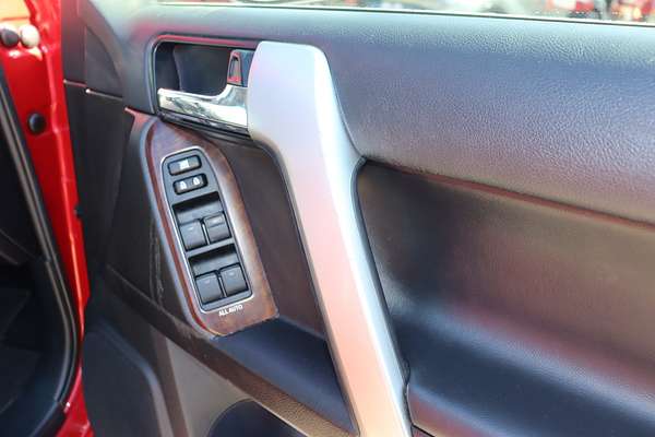 2017 Toyota Landcruiser Prado VX GDJ150R