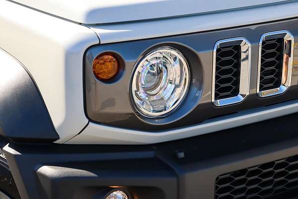 2025 Suzuki Jimny