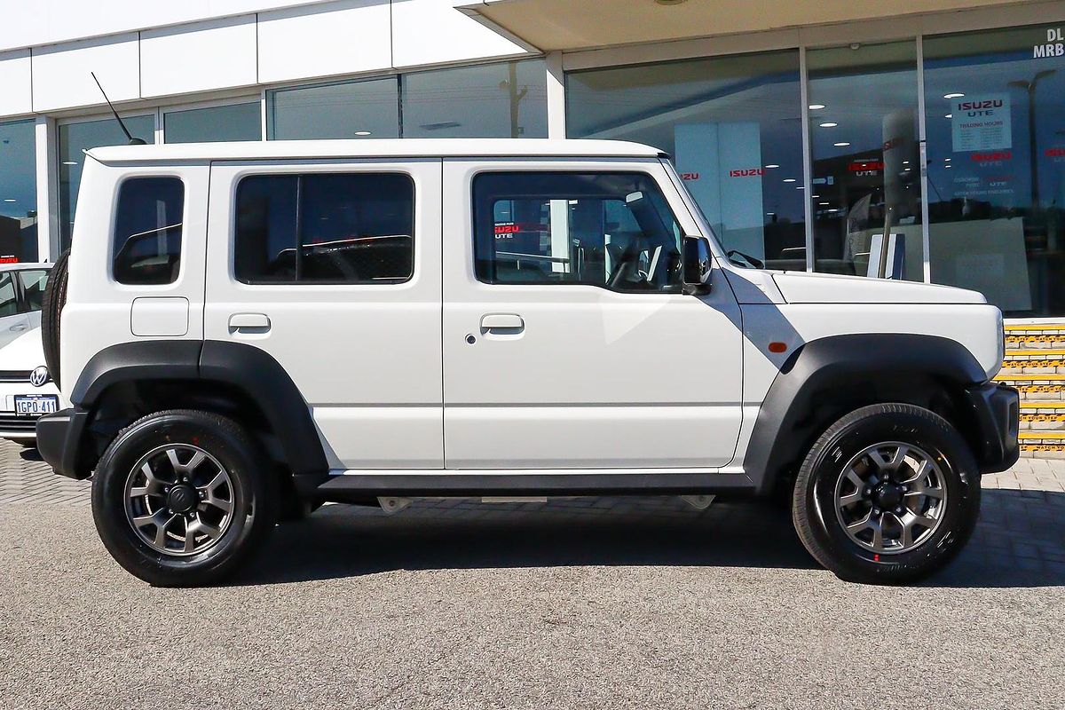 2025 Suzuki Jimny