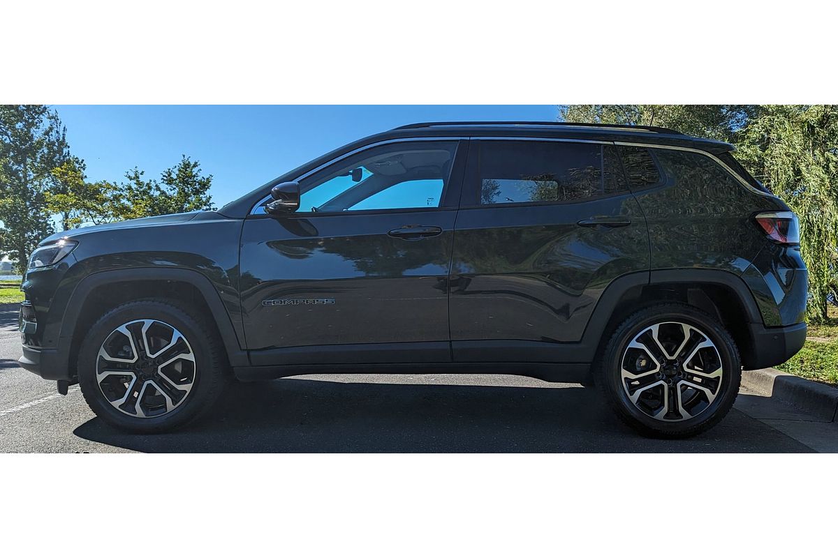 2023 Jeep Compass Limited M6