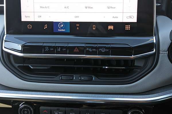 2023 Jeep Compass Limited M6