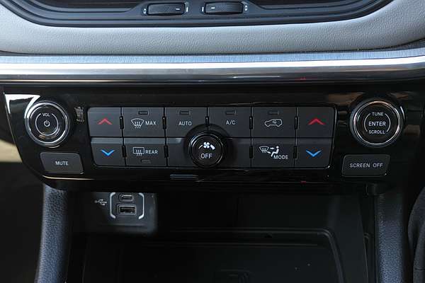 2023 Jeep Compass Limited M6
