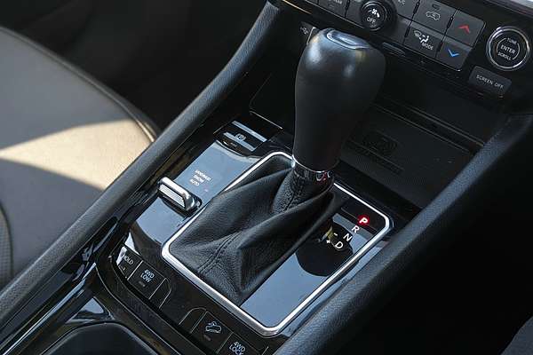 2023 Jeep Compass Limited M6