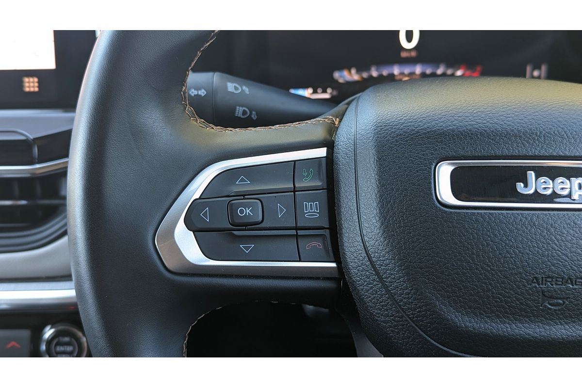 2023 Jeep Compass Limited M6