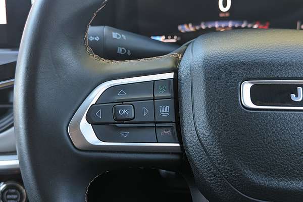 2023 Jeep Compass Limited M6