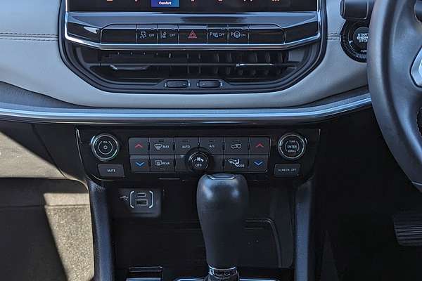 2023 Jeep Compass Limited M6